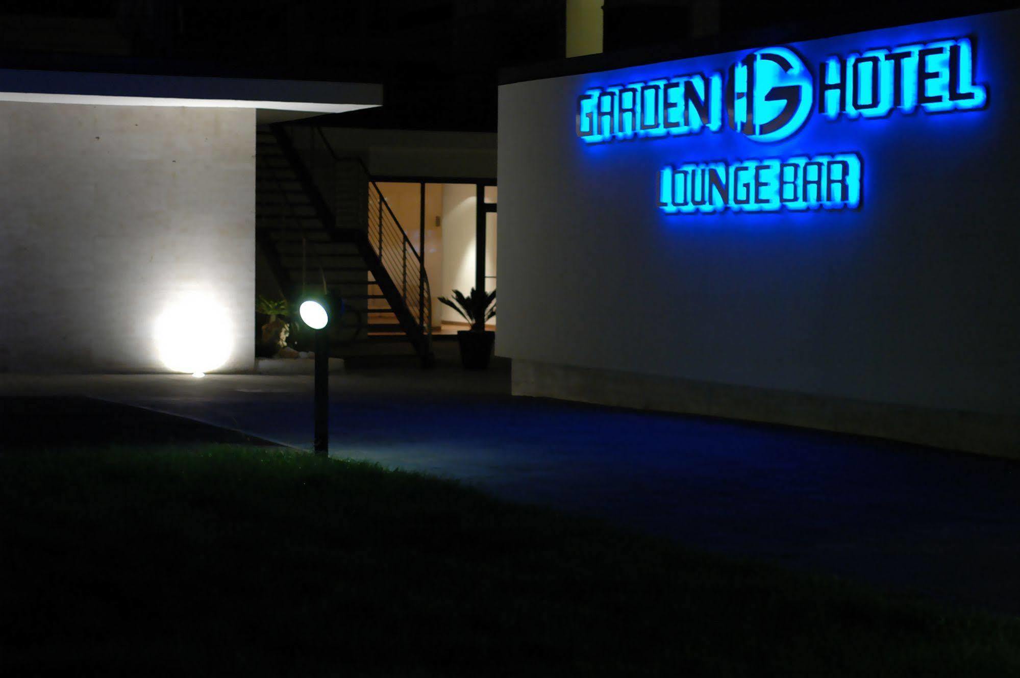 Garden Hotel Latina Extérieur photo