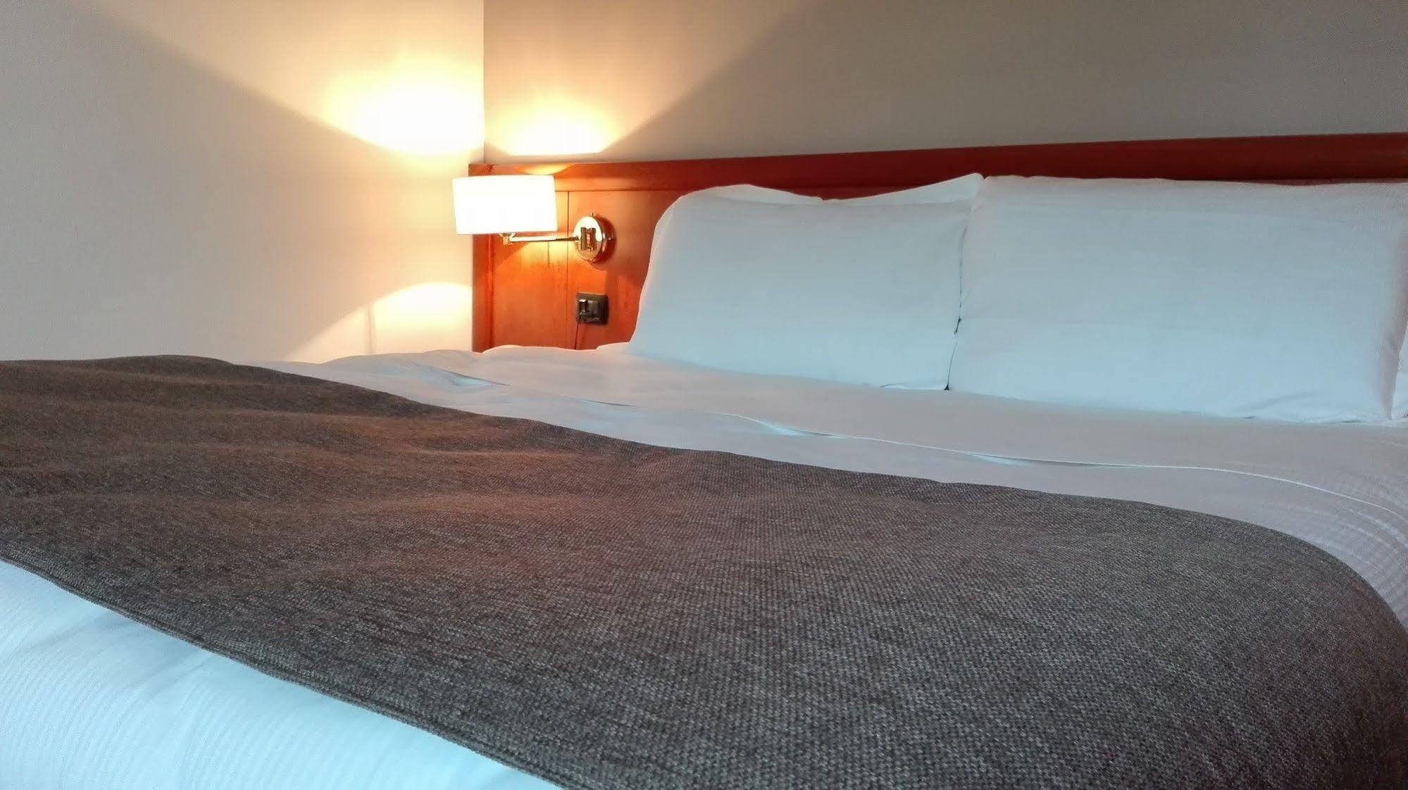 Garden Hotel Latina Extérieur photo